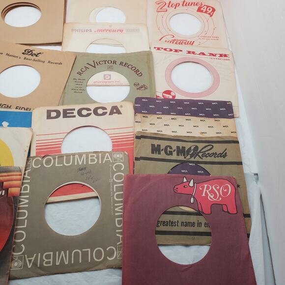 Lot of 35 45 rpm 50's-60's 7” Vinyl Paper Covers - Picture 6 of 7